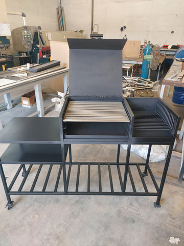 Custom braai table